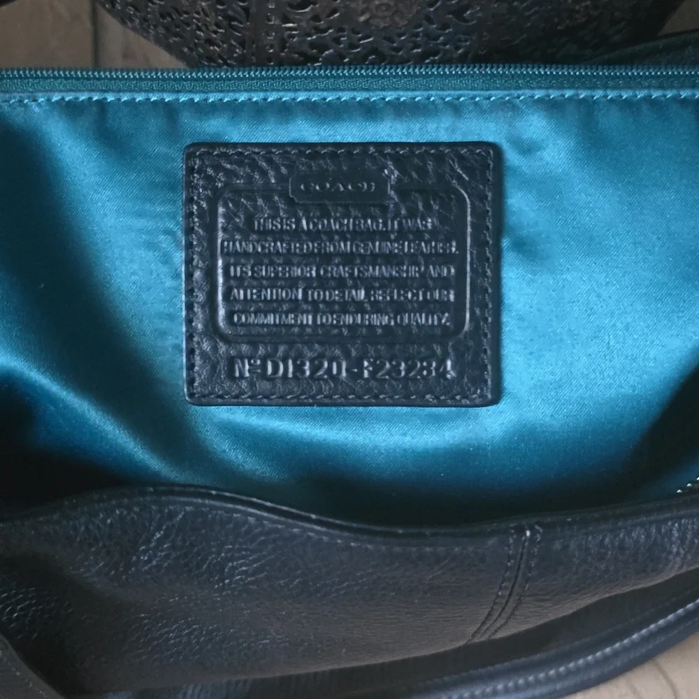 Coach Park Leather shoulder tote - Picture 6 of 9